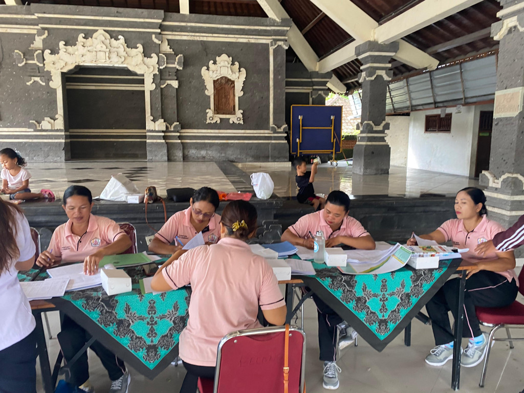 Pelaksanaan Posyandu Balita Banjar Belang - 11 Juni 2025